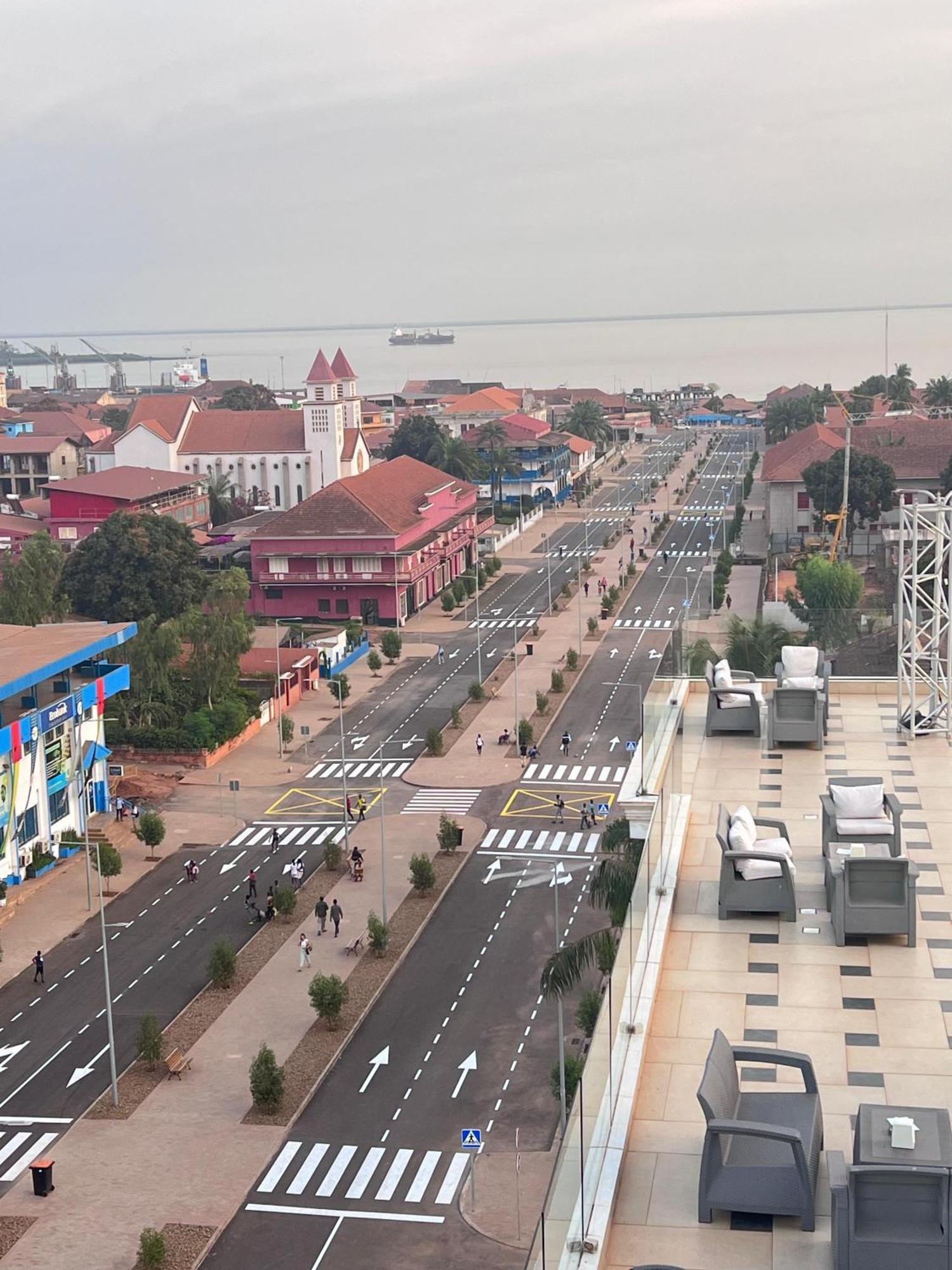 Bissau Royal Hotel エクステリア 写真
