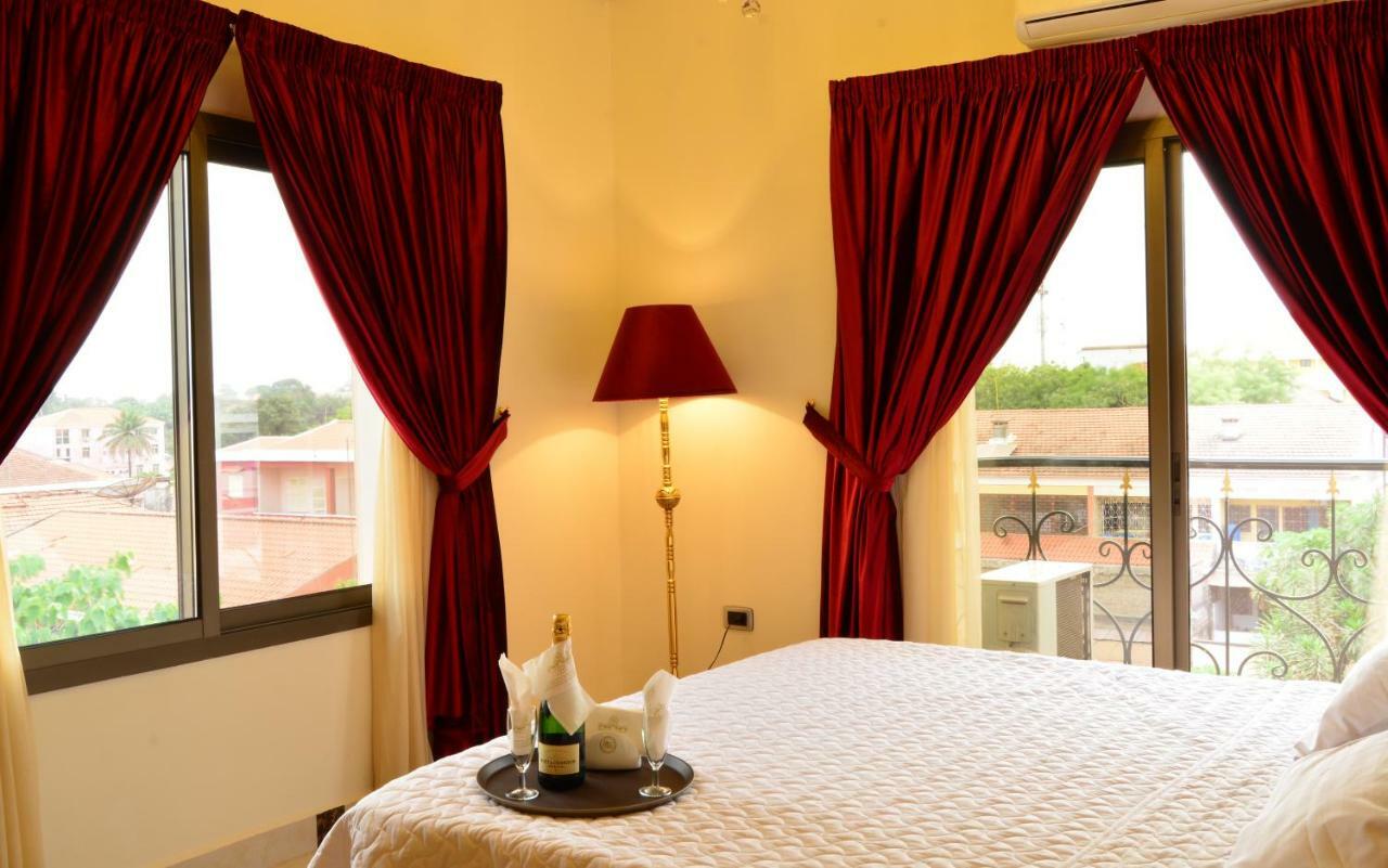Bissau Royal Hotel エクステリア 写真